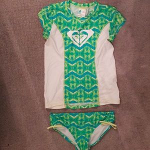 😍 *ROXY* Girls Rashguard and bottom set 😍